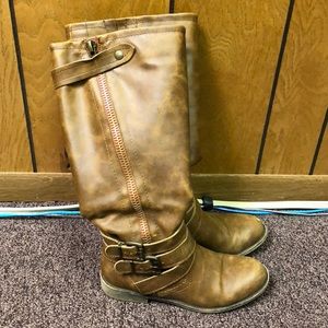 Steve Madden Boots